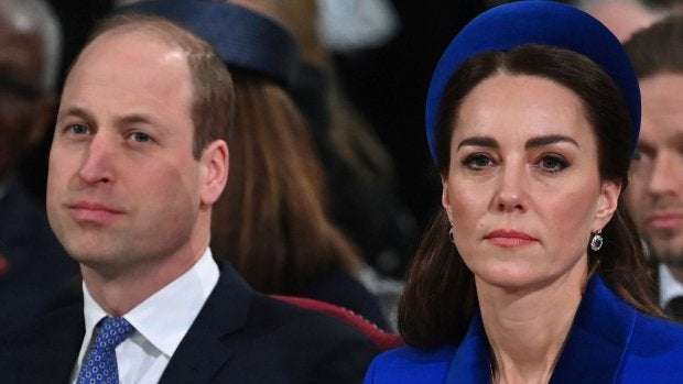 image for Jamaicans shun Prince William and Duchess Kate visit, demand slavery reparations
