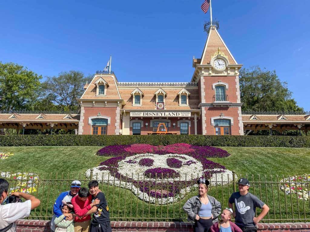 image for Conservative Disney employees fear reprisals in ‘Don’t Say Gay’ debate, petition says