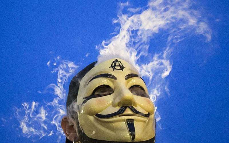 image for Anonymous Starts 'Huge' Data Dump That Will 'Blow Russia Away,' Leaks Rostproekt Emails