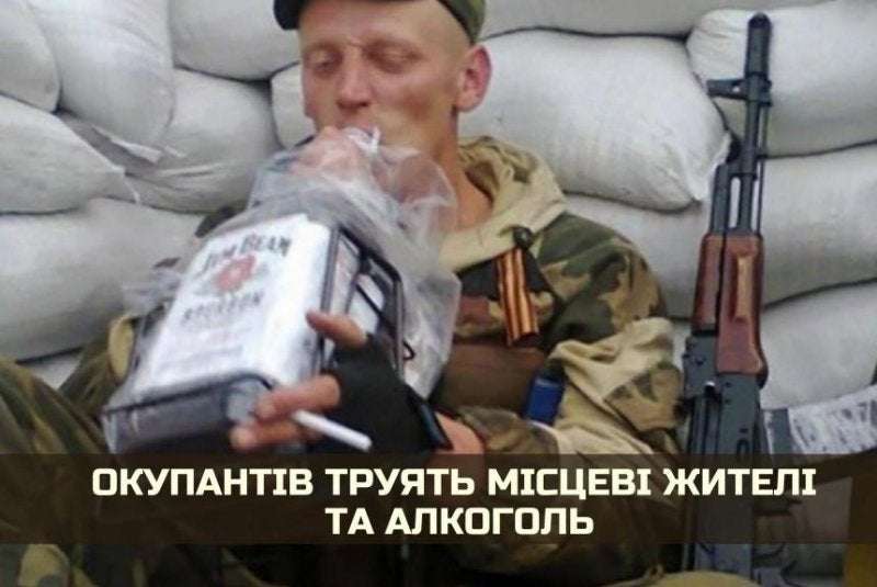 image for Ukrainian civilians reportedly kill Russian troops with poisoned buns and alcohol