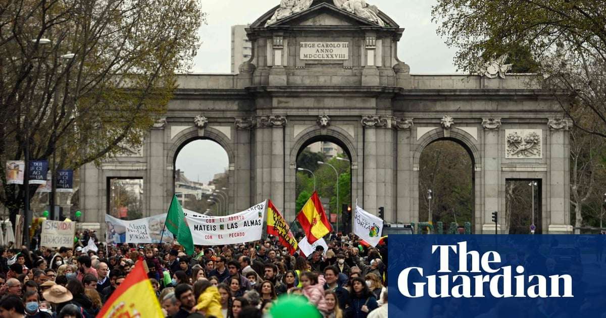 image for Spain bans harassment of women having abortions