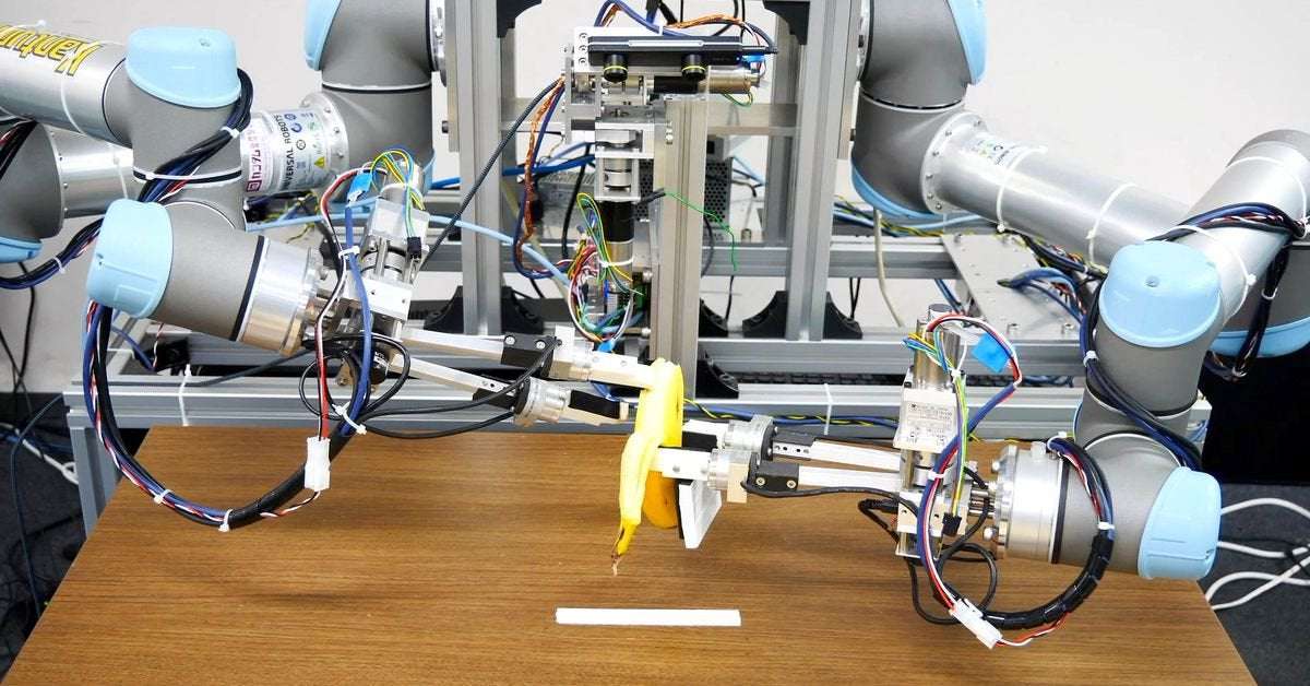 image for Japanese robot can peel bananas cleanly, most of the time