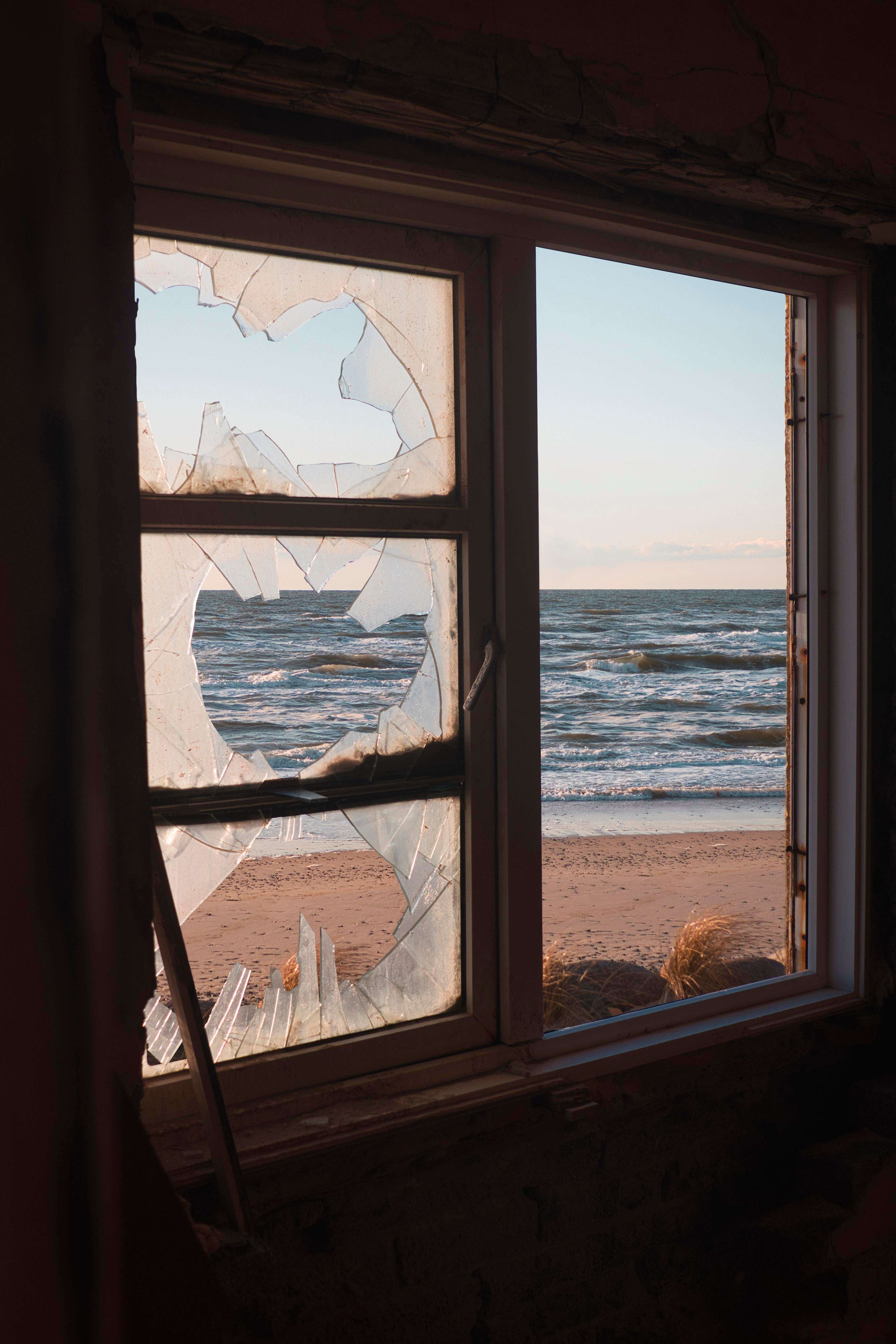 image showing ITAP from an abandoned house on the beach.