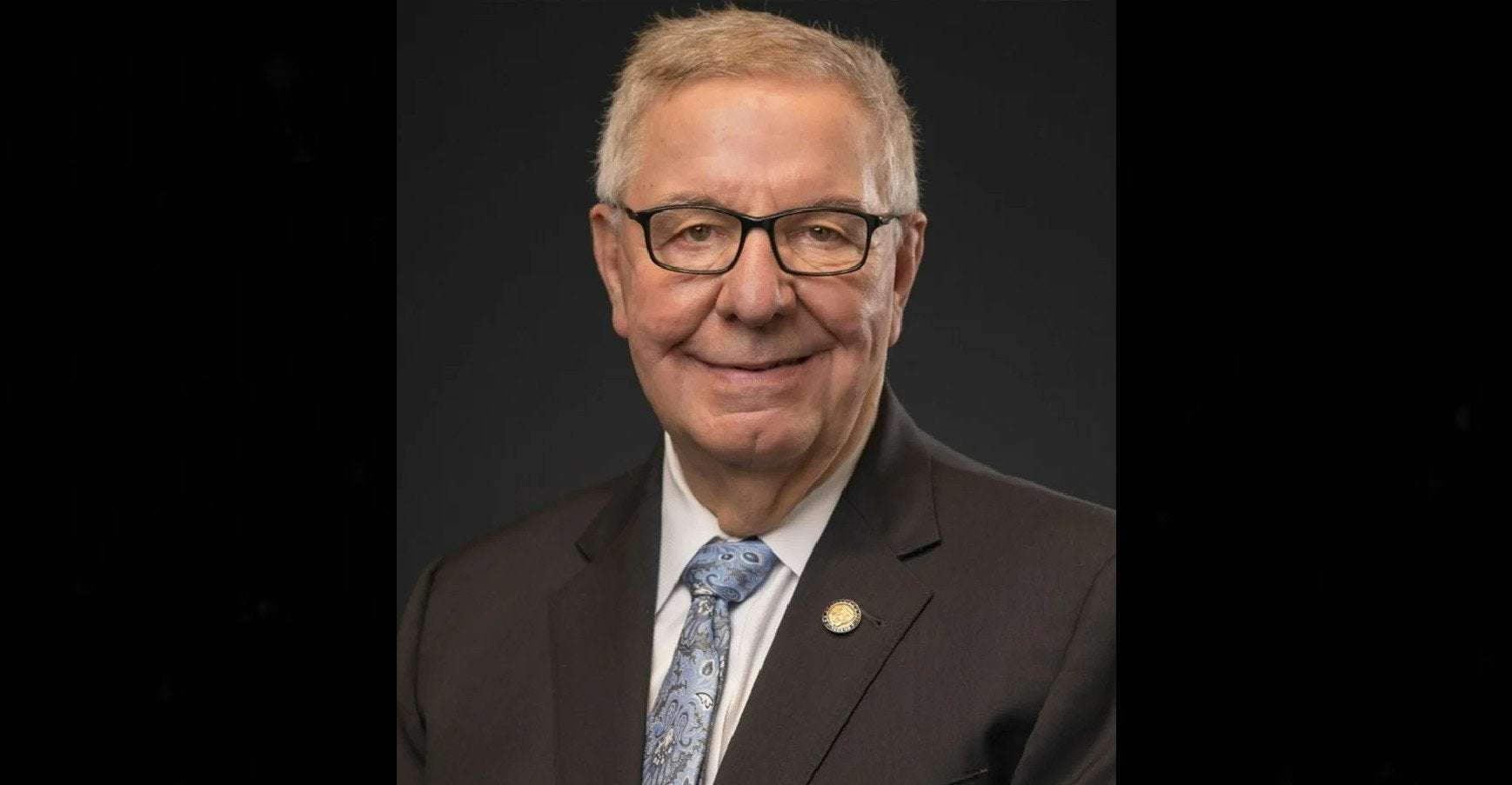 image for GOP Senator Ray Holmberg Resigns Chair After Texts to Child Porn Suspect
