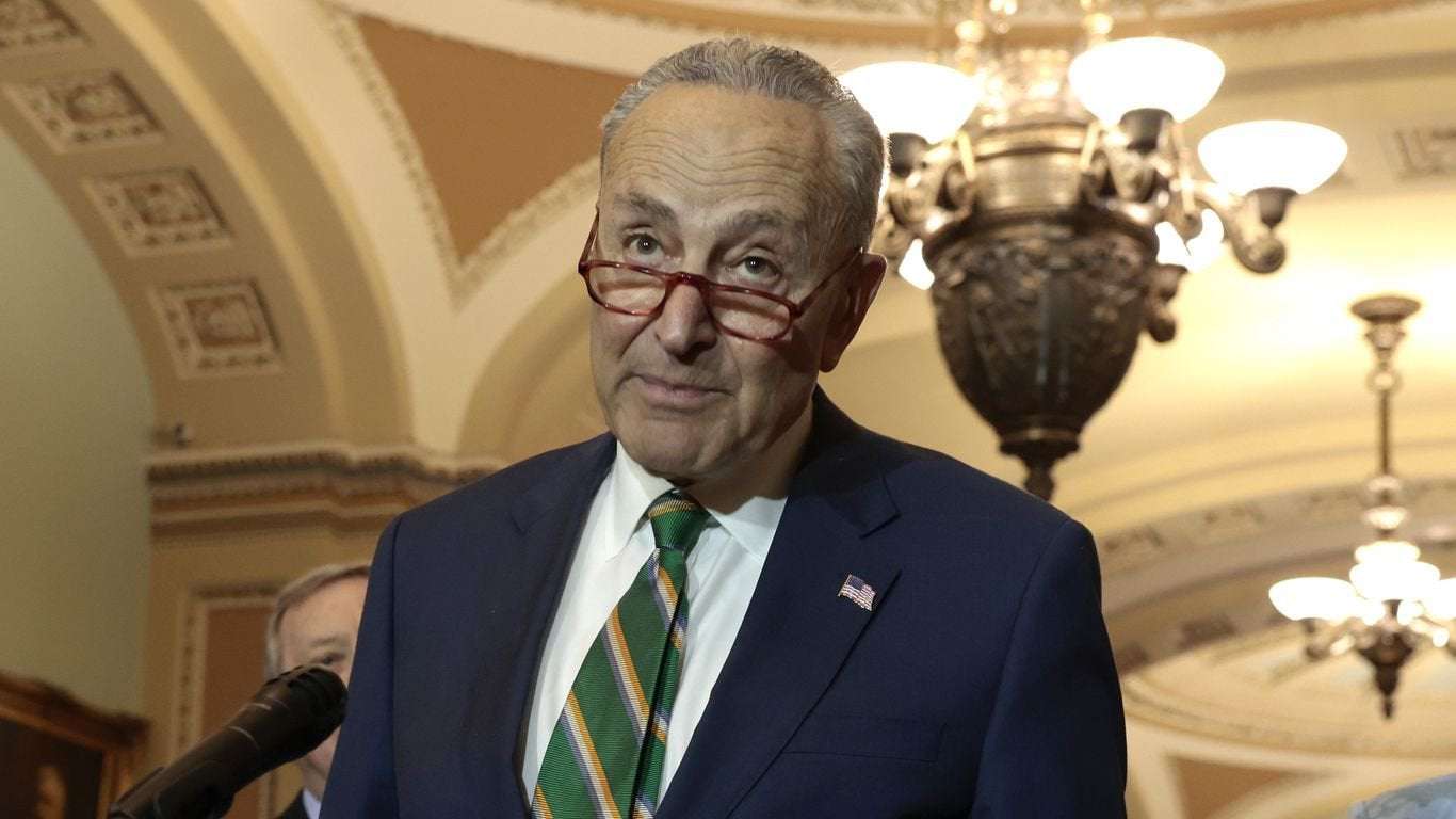 image for Russian oligarchs' assets to be targeted in Ukraine aid package, Schumer says