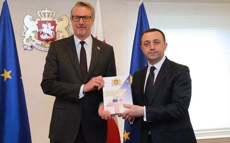 image for Georgian PM hands over EU membership questionnaire to EU Delegation Head