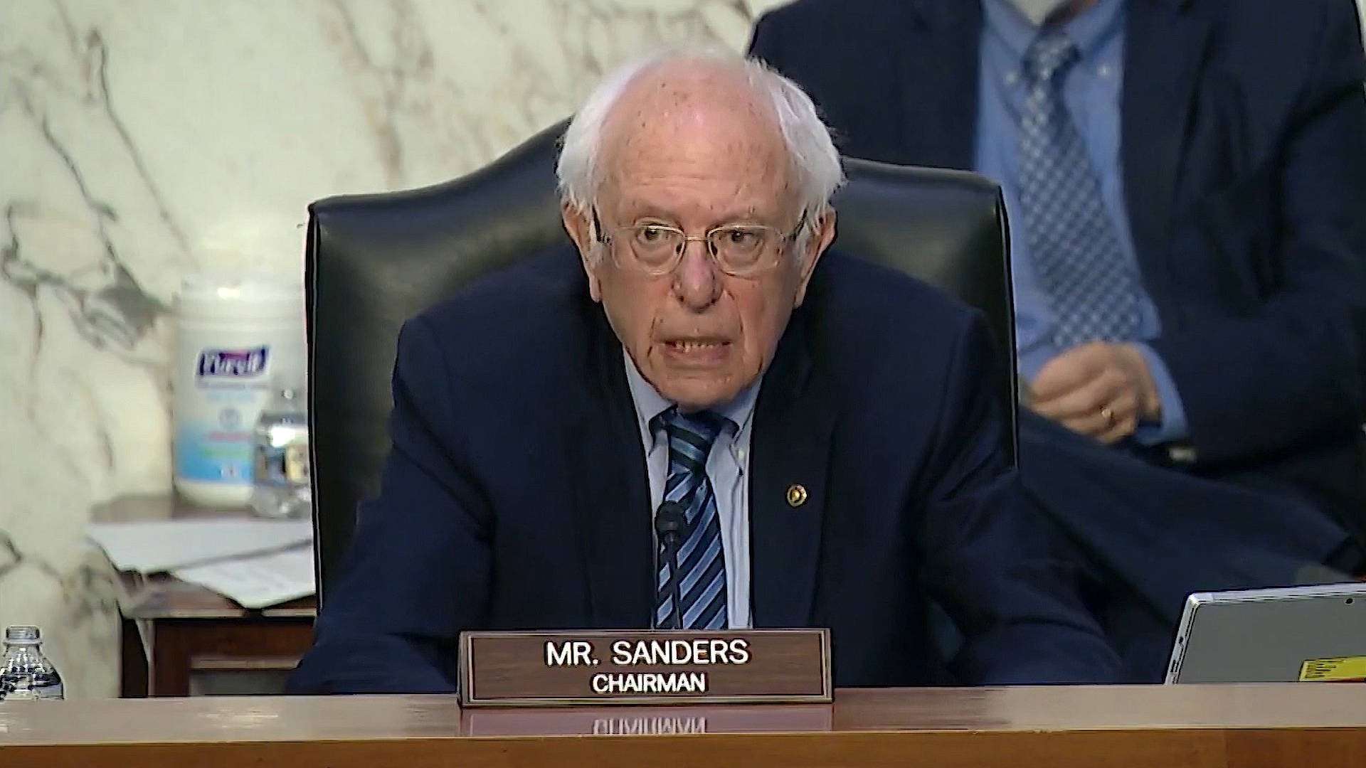 image for Bernie Sanders Reintroduces Medicare for All Bill, Saying Healthcare Is a Human Right