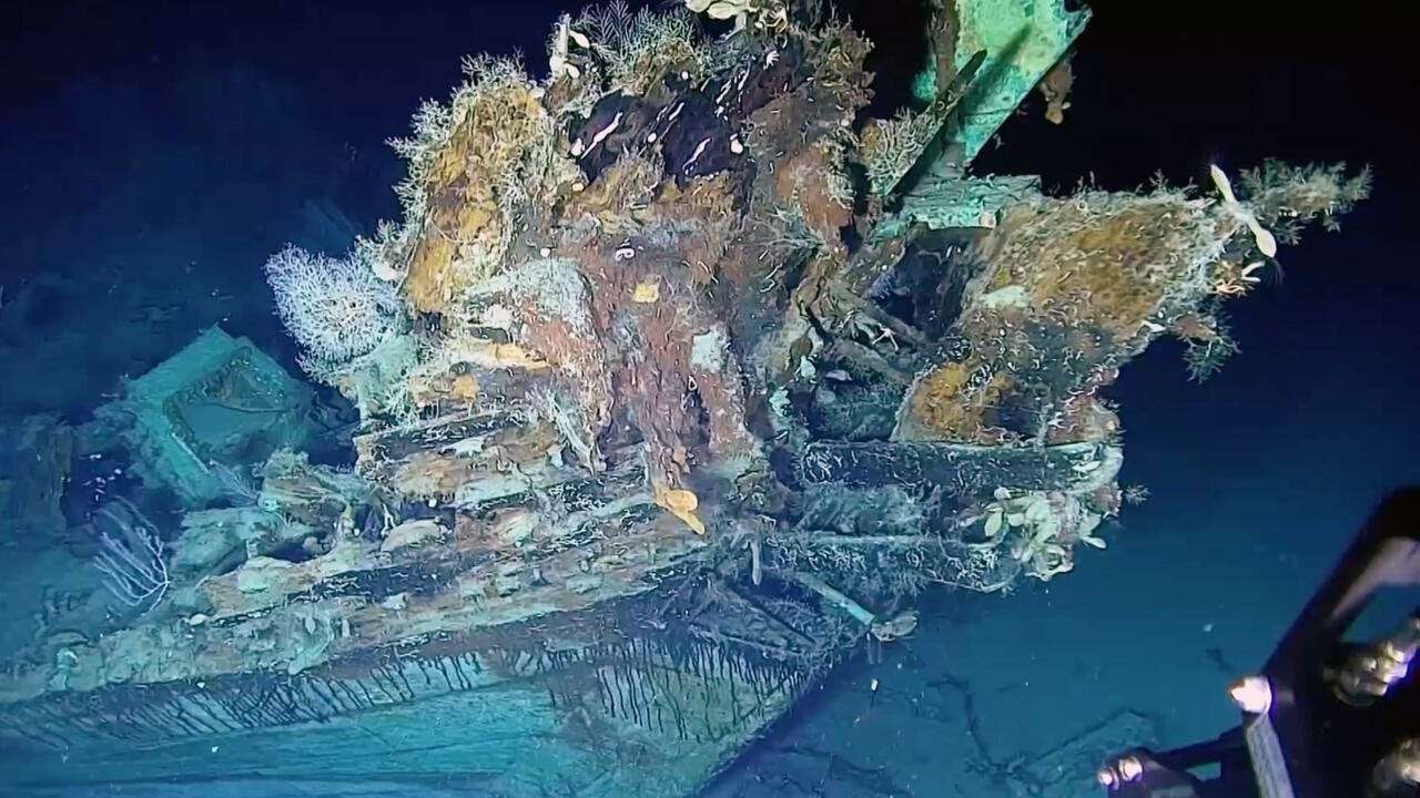 image for Colombia shares unprecedented images of treasure-laden wreck