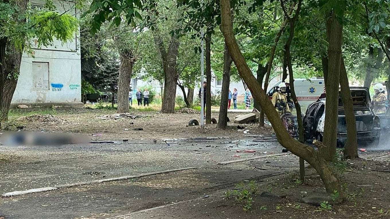 image for Car Bomb Kills Russia-Installed Official in Occupied Ukraine