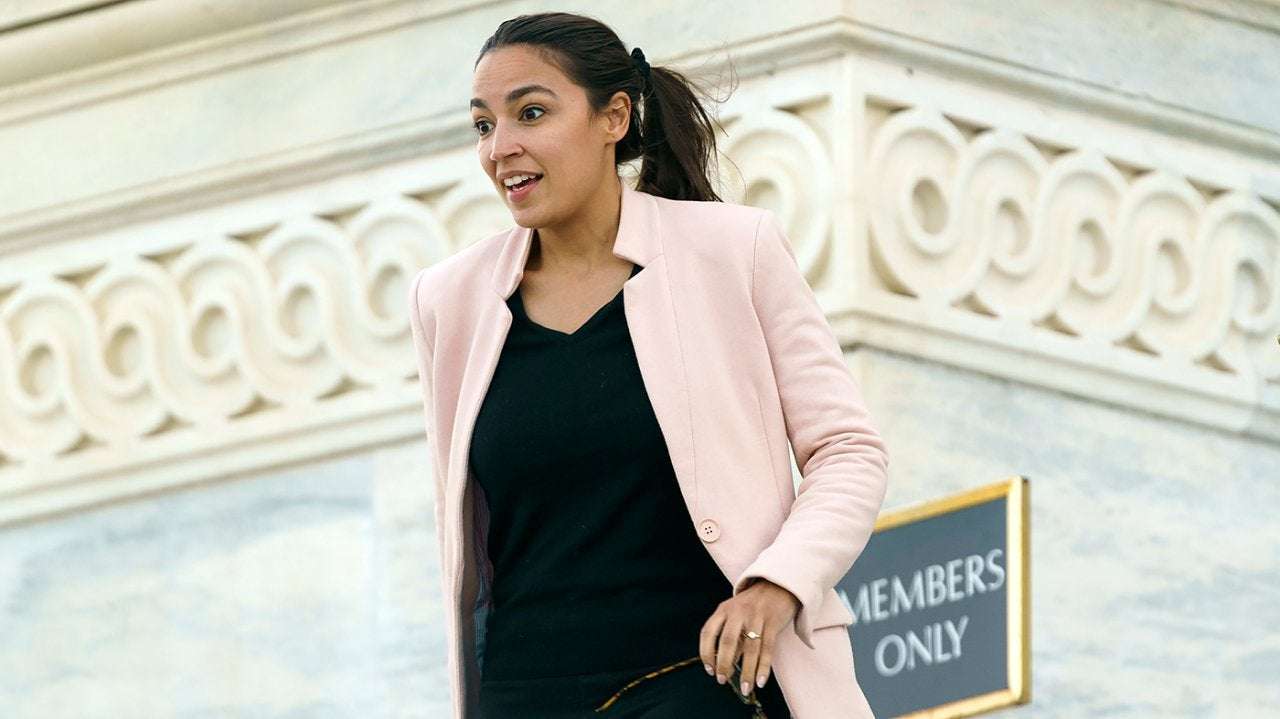 image for Ocasio-Cortez says GOP colleagues who sought pardons ‘should be expelled’ from Congress