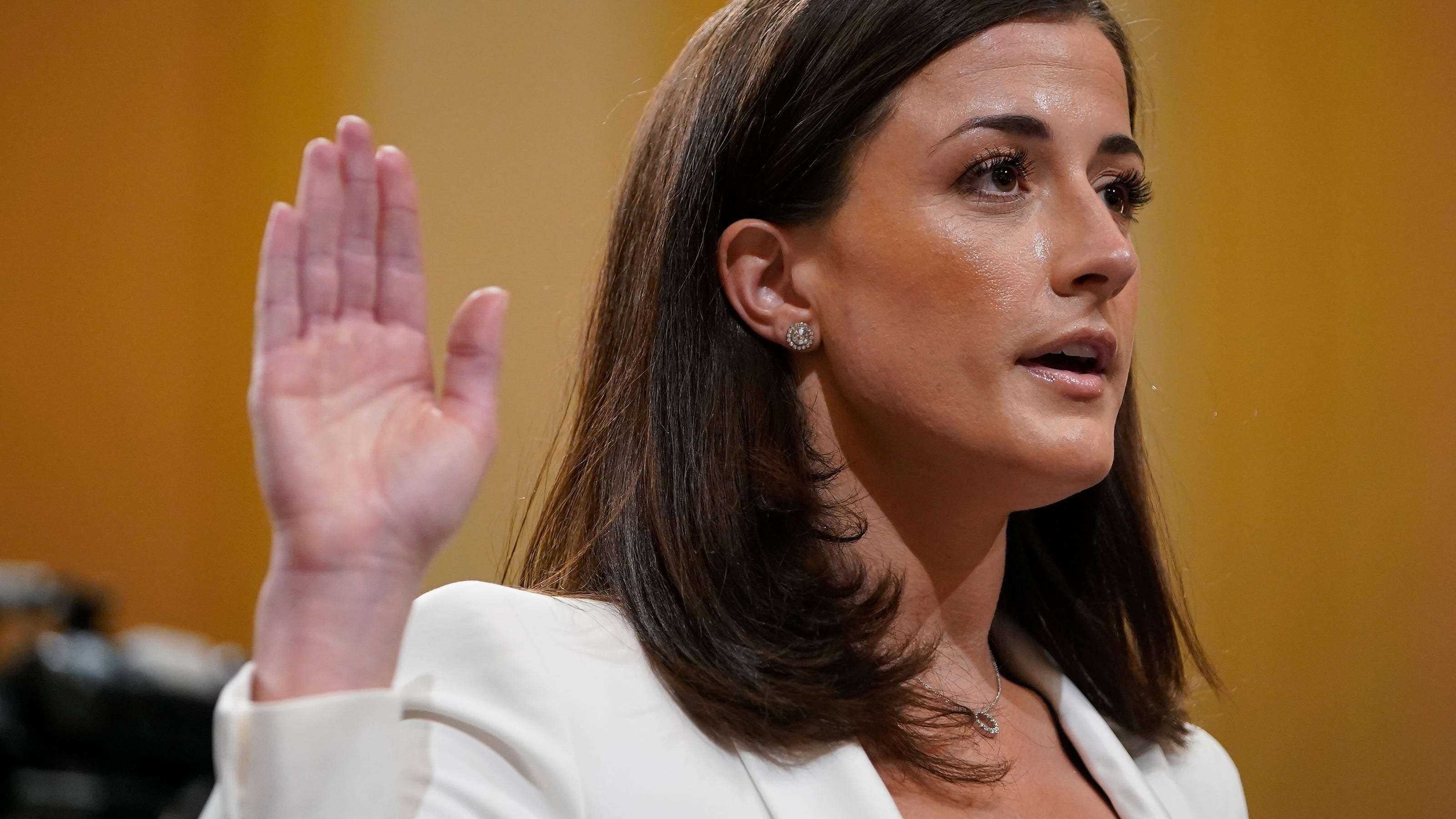 image for Two former White House aides say top Secret Service official defending Trump on Jan. 6 has history of lying