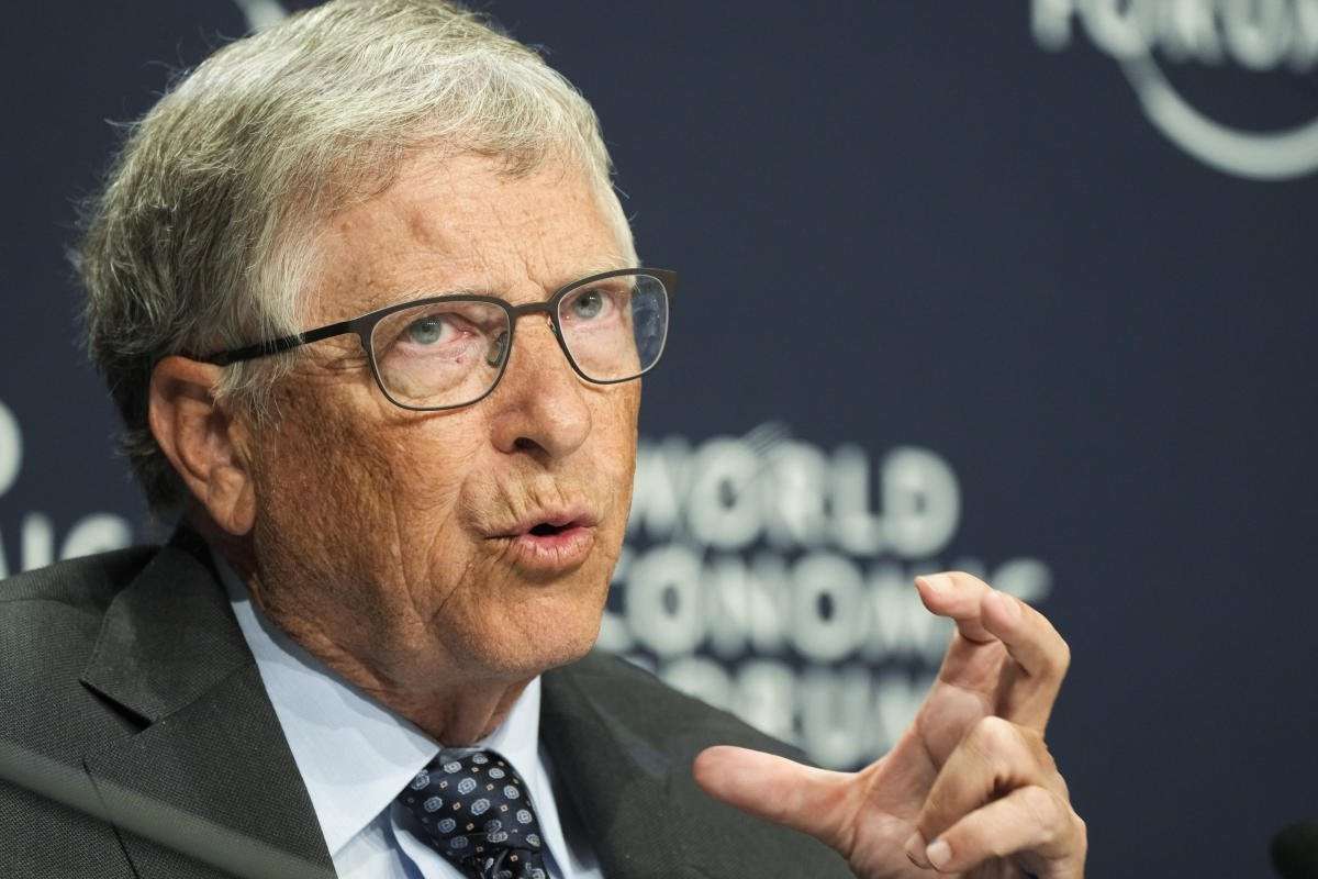image for Bill Gates gives $20 billion to stem 'significant suffering'