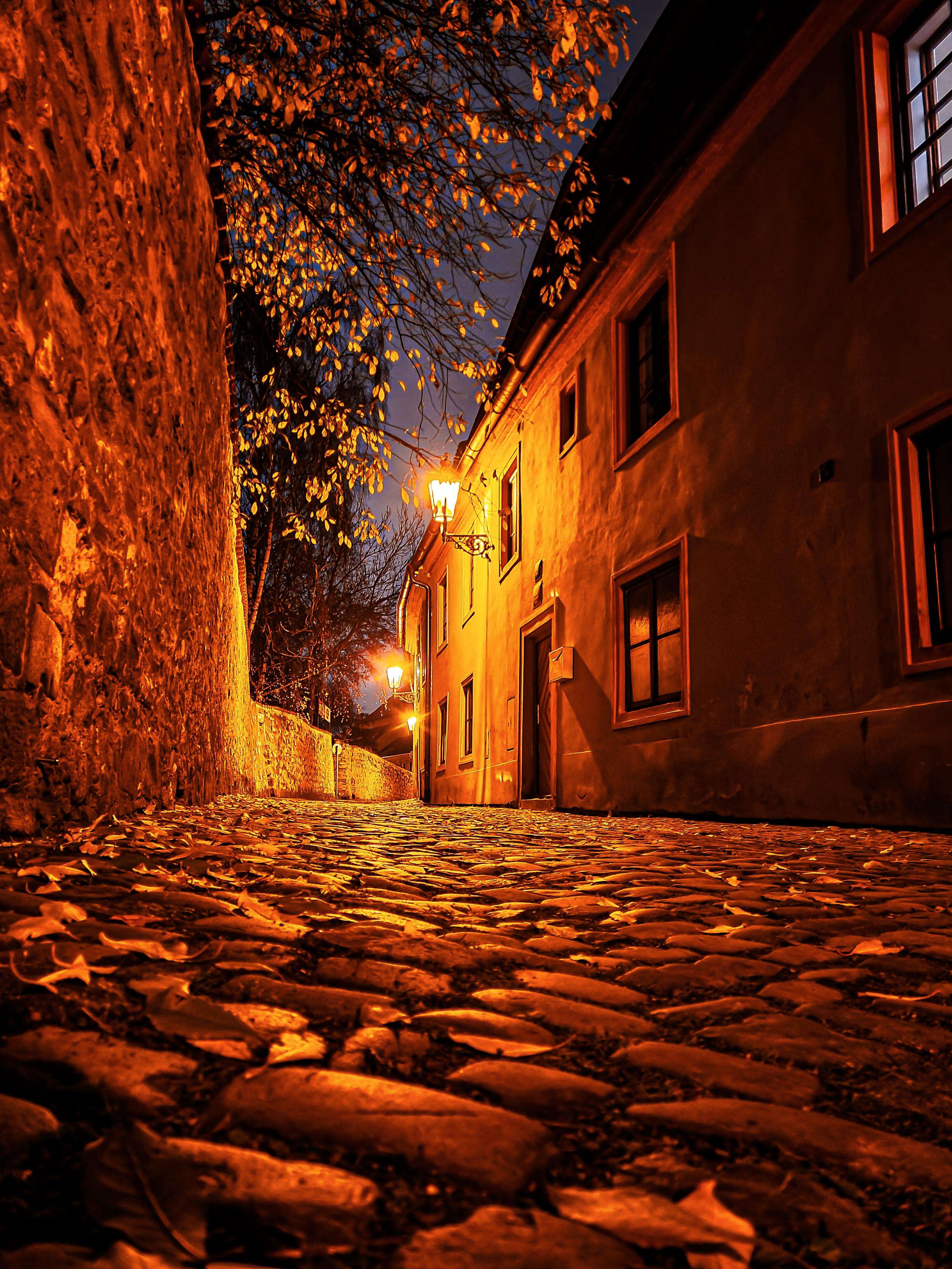 image showing ITAP of a street in Prague
