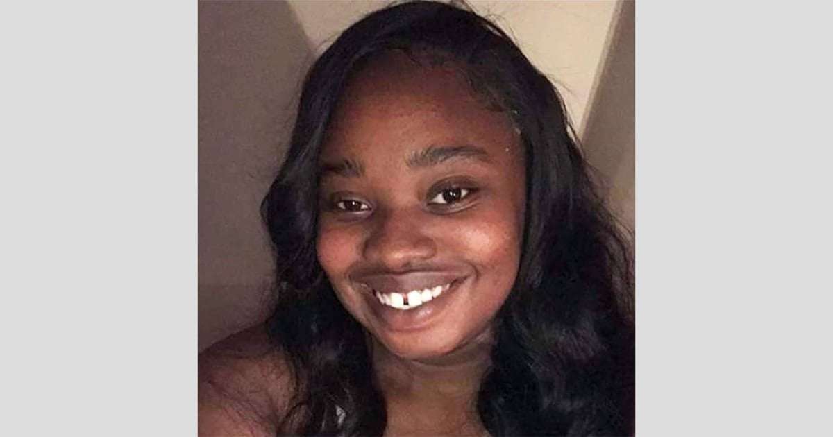 image for A Georgia woman died after she 'fell' out of a patrol car. Cruisers are always supposed to be locked, an expert said.