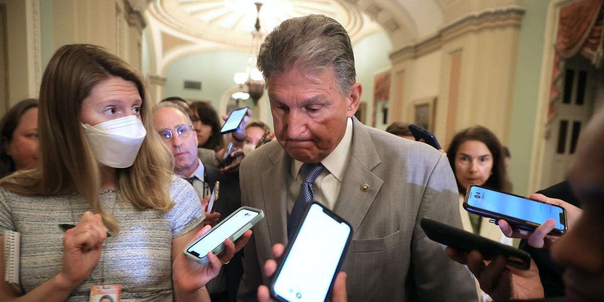 image for If you make less than $400,000 a year, your taxes shouldn't be affected by Manchin's new tax and energy deal