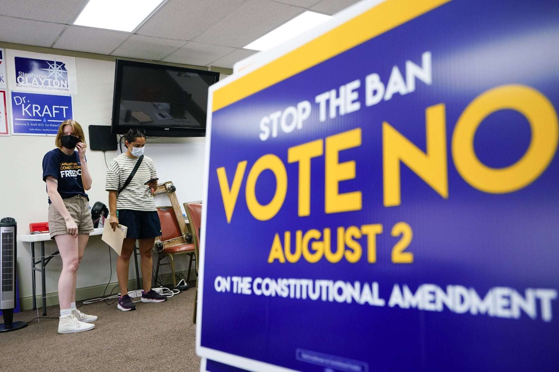 image for Kansas abortion vote: Amendment eliminating abortion protections fails