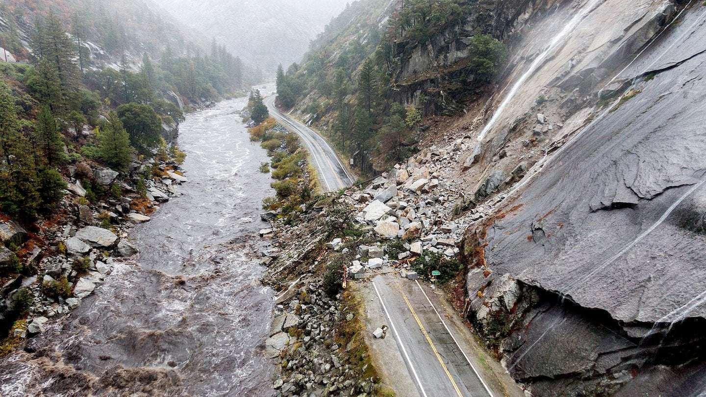 image for A ‘megaflood’ in California could drop 100 inches of rain, scientists warn
