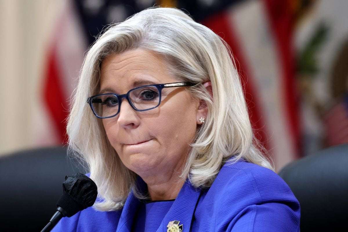 image for Liz Cheney "disgusted" that Trump released names of agents in Mar-a-Lago raid