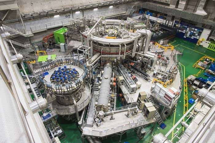 image for Korean nuclear fusion reactor achieves 100 million°C for 30 seconds