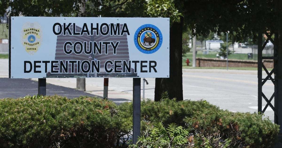 image for Oklahoma inmate suing over alleged "Baby Shark" torture found dead in his cell