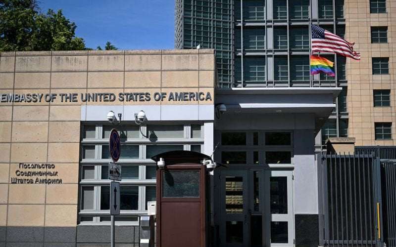 image for US Embassy warns Americans to leave Russia