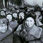 image for Females who bombed Nazis repeatedly in 1941