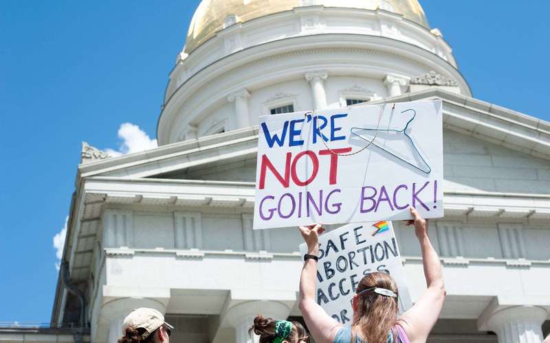 image for Vermont becomes the 1st state to enshrine abortion rights in its constitution