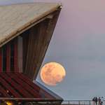 image for ITAP of the moonrise between the Sydney Opera House sails