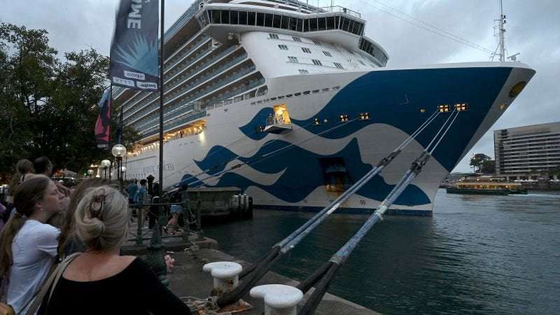 image for Cruise ship with 800 Covid-positive passengers docks in Sydney