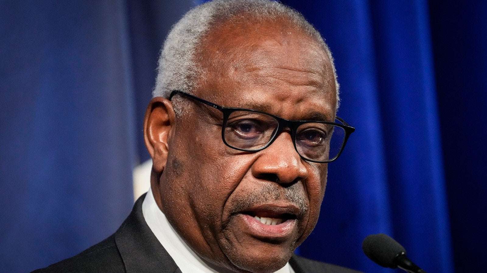 image for Clarence Thomas Probably Shouldn’t Be Ruling on Jan. 6 Committee Cases
