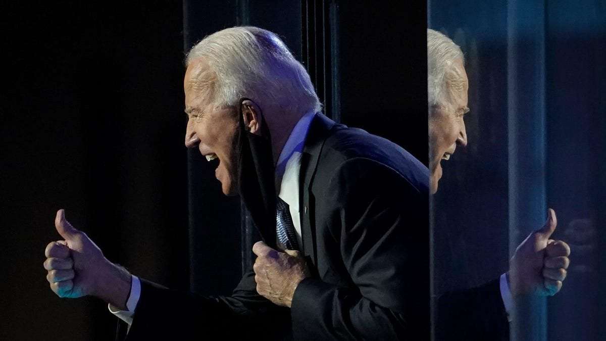 image for Biden is the first president in 20 years to hold the Senate at the midterms