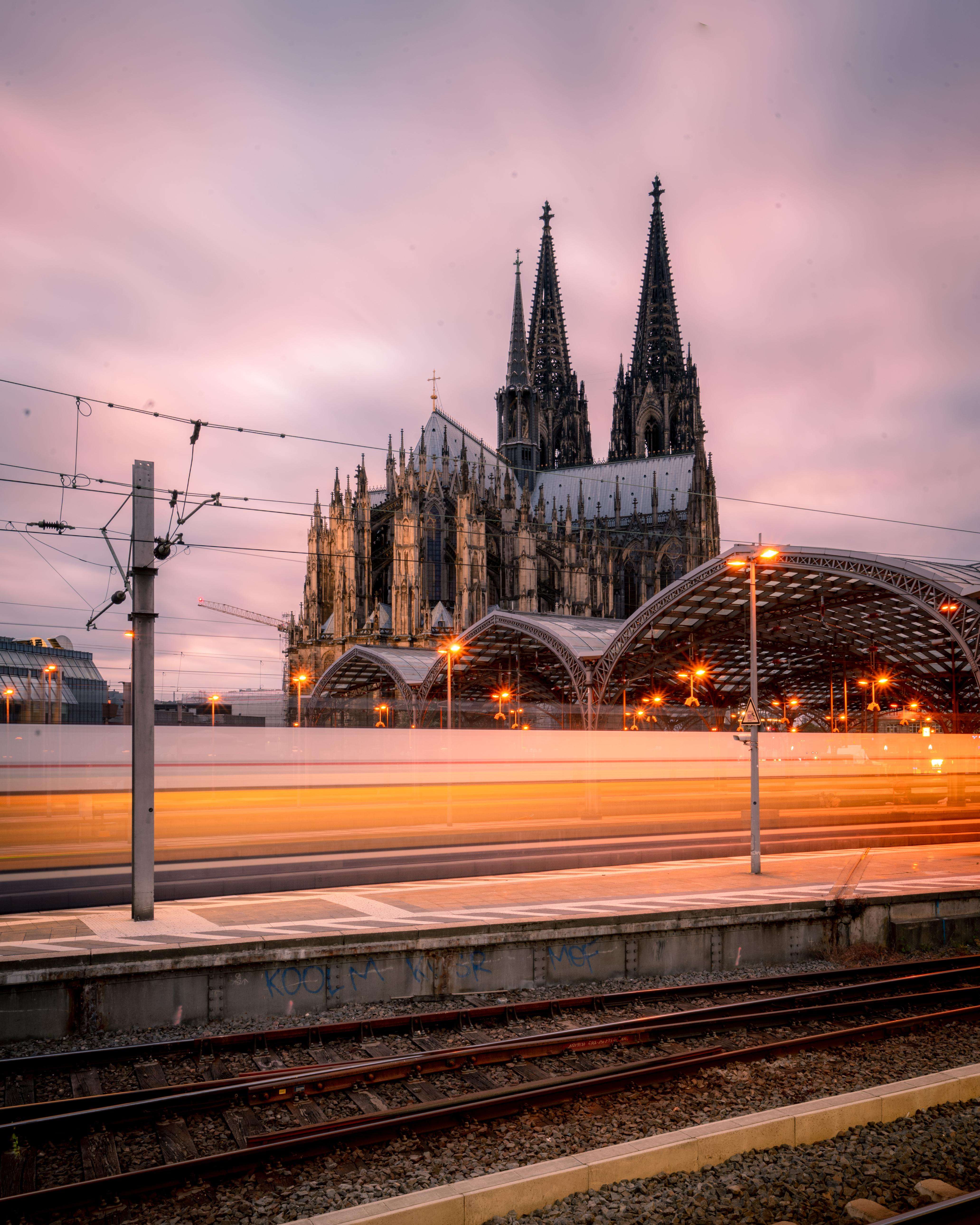 image showing ITAP of the train station in Cologne.