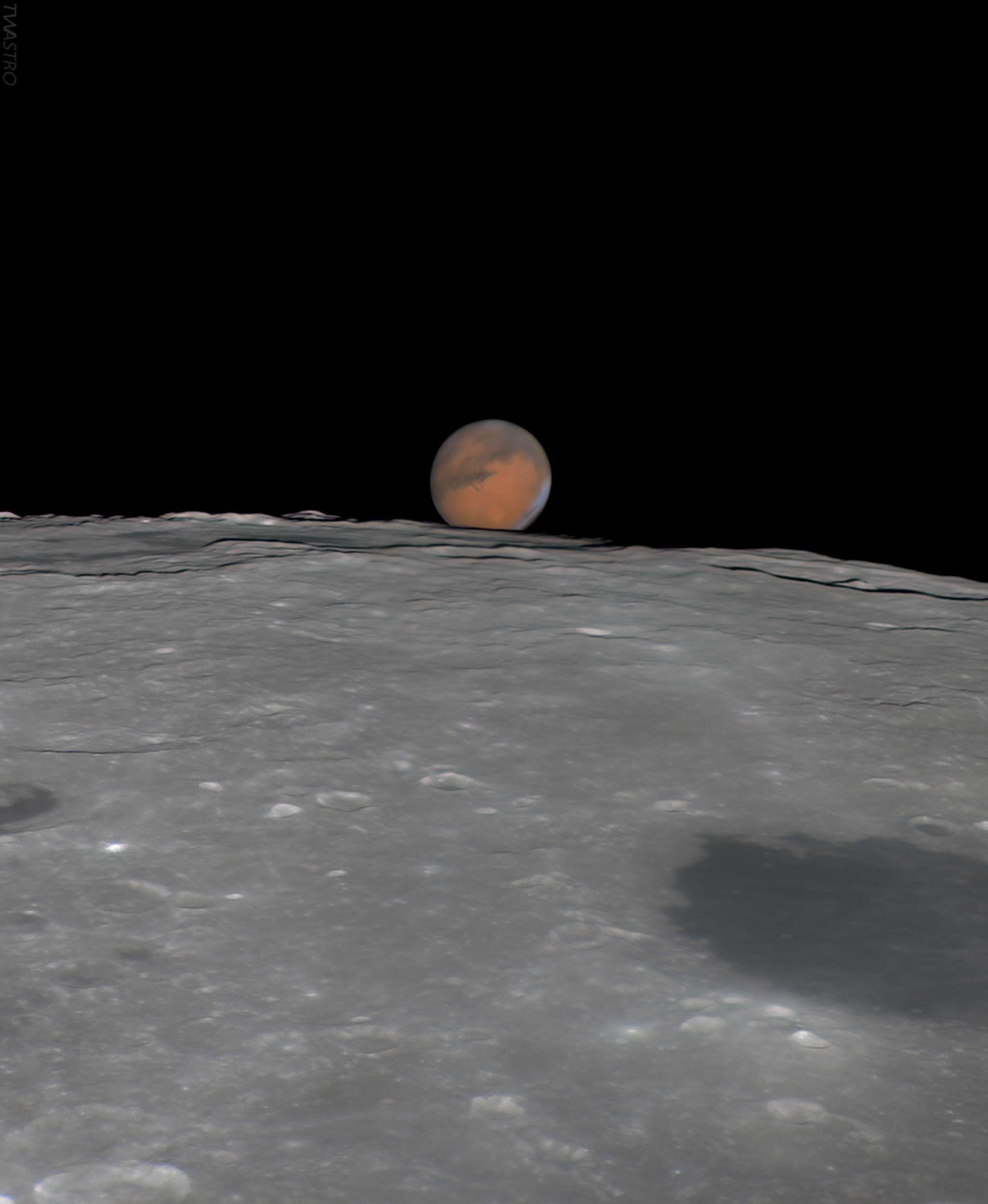 image showing [OC] Mars passing behind the Moon this morning! - Imaged from home through my 16" telescope.