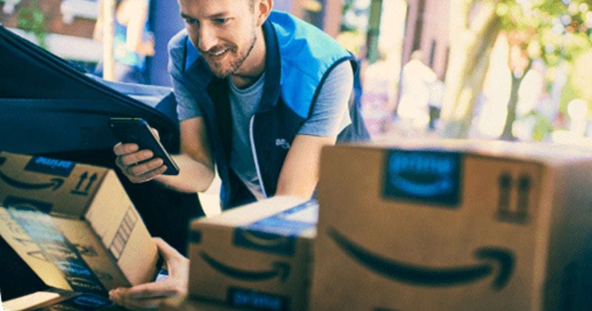 image for Amazon accused of stealing tips from delivery drivers