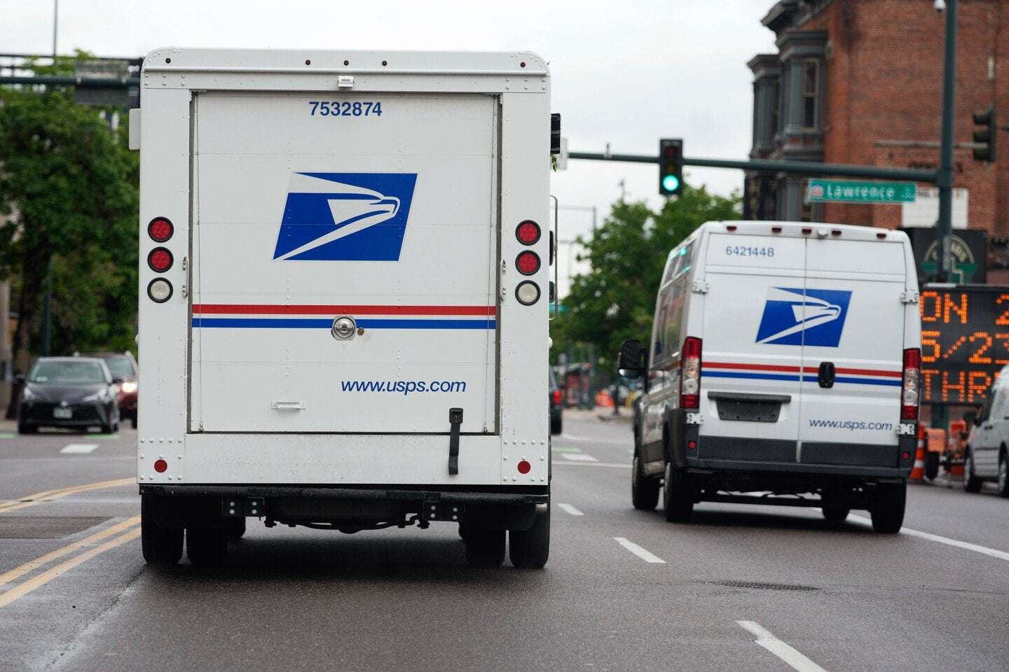 image for Postal Service will electrify trucks by 2026 in climate win for Biden