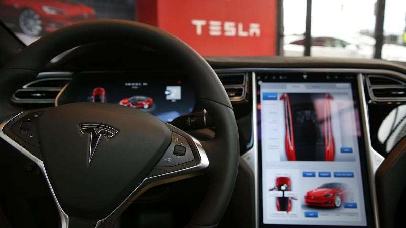 image for Tesla ‘full self-driving’ triggered an eight-car crash, a driver tells police