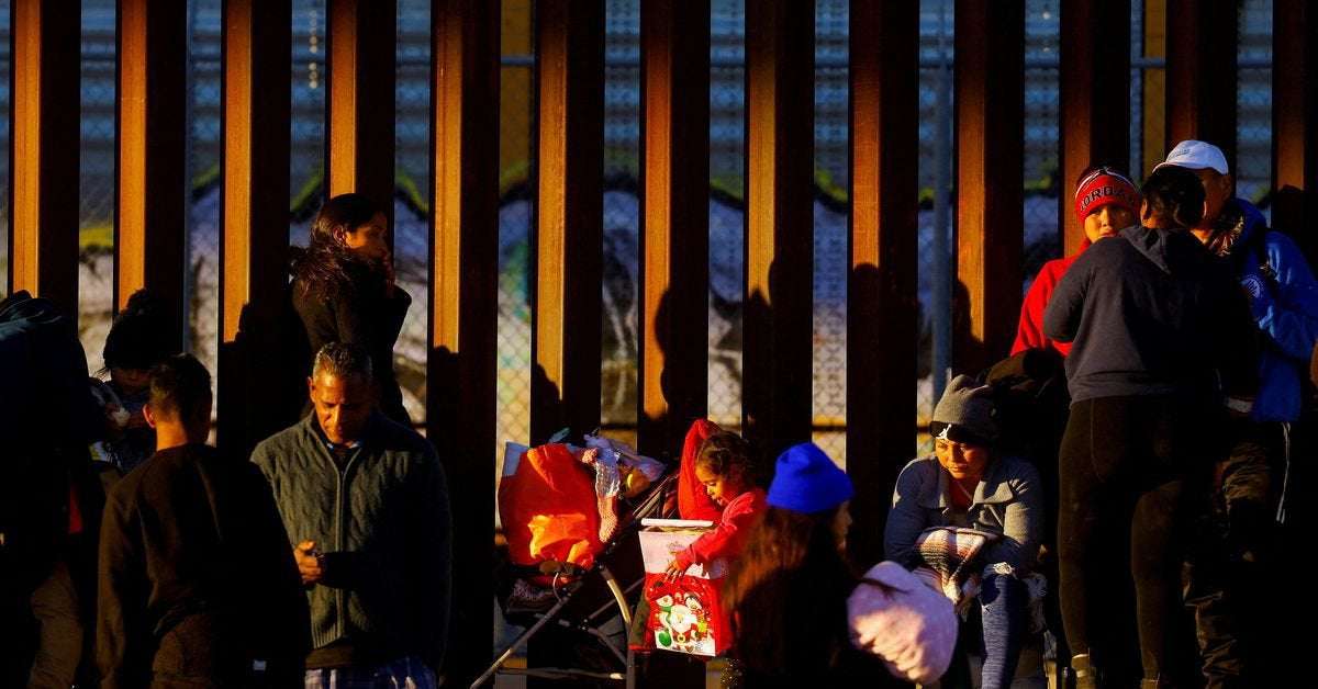 image for White House assails Texas Governor Abbott over Christmas Eve migrant drop