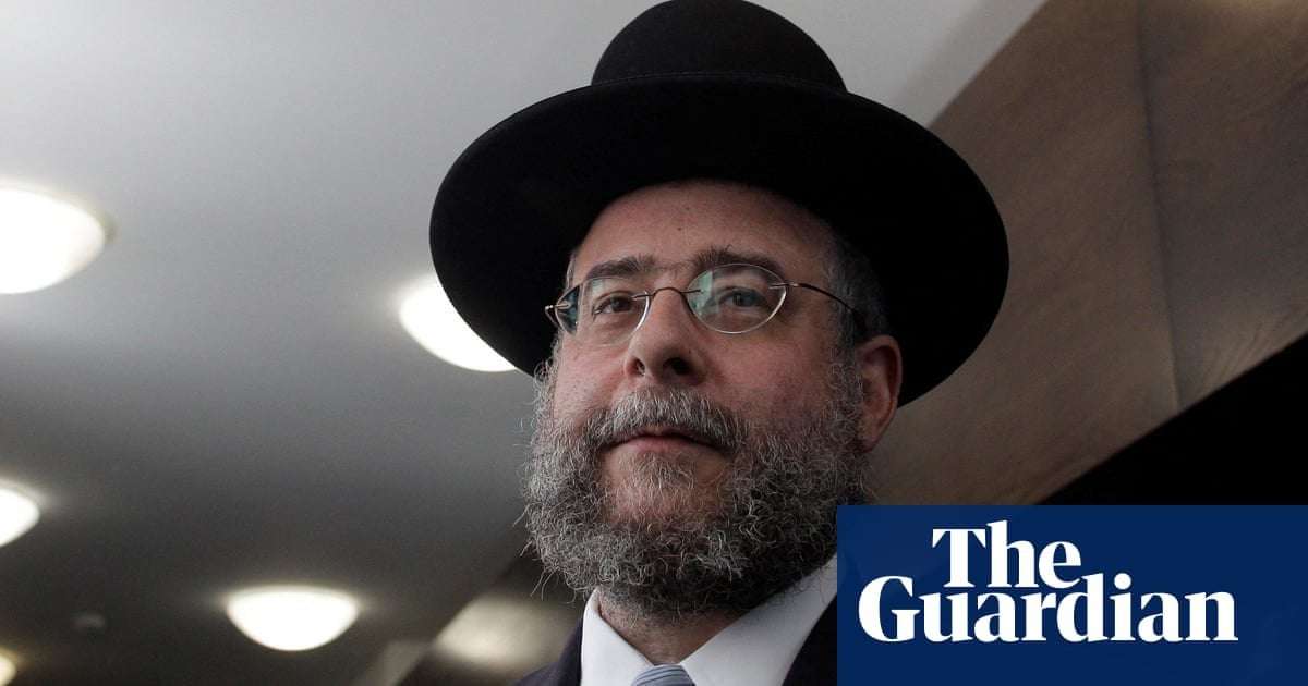 image for Exiled chief rabbi says Jews should leave Russia while they can
