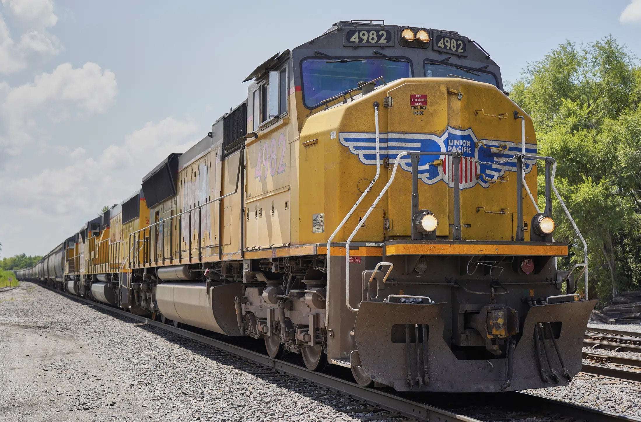 image for Feds say railroad must deliver grain to California chickens