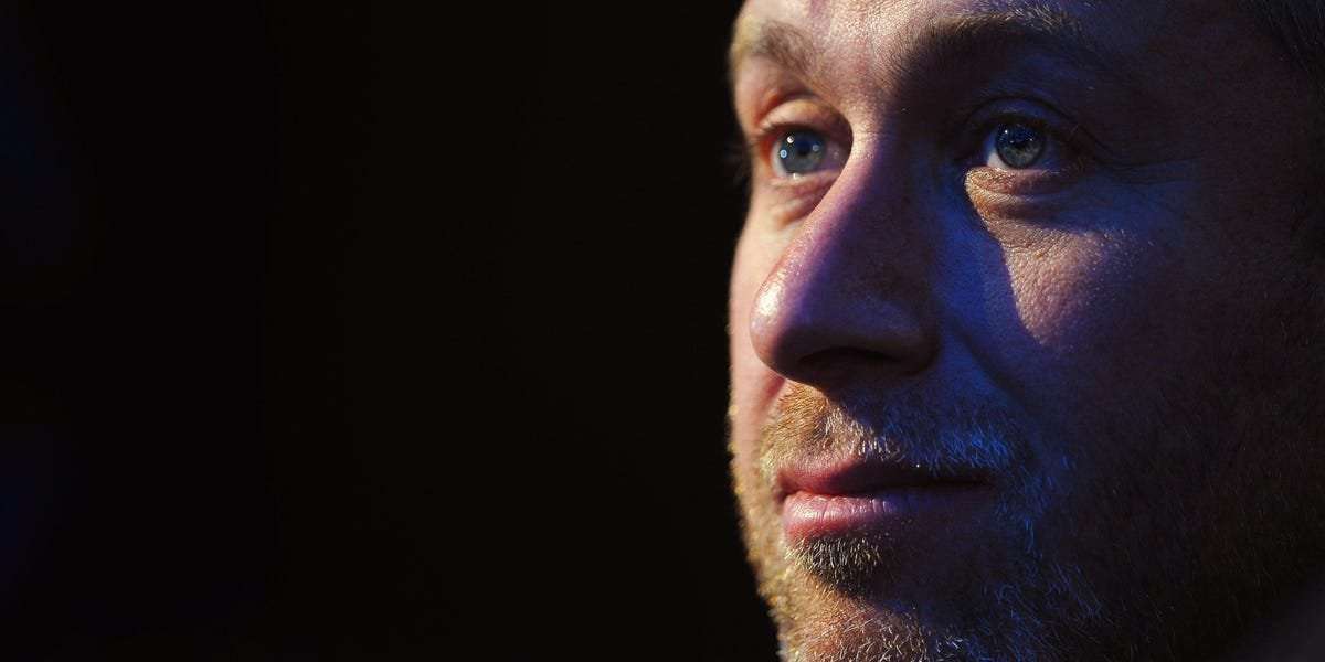 image for Roman Abramovich transferred superyachts and private jets worth $4 billion to his children just before the Ukraine invasion, report says
