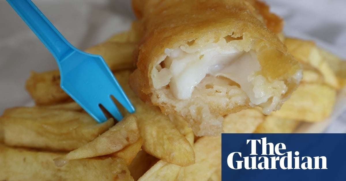 image for Single-use plastic cutlery and plates to be banned in England