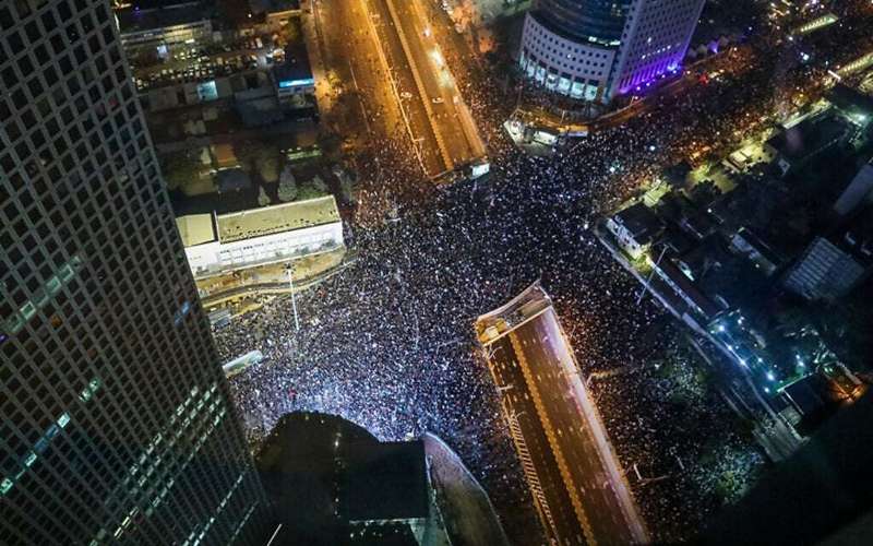 image for ‘Night is descending on Israel’: Over 100,000 rally in Tel Aviv; largest protest yet