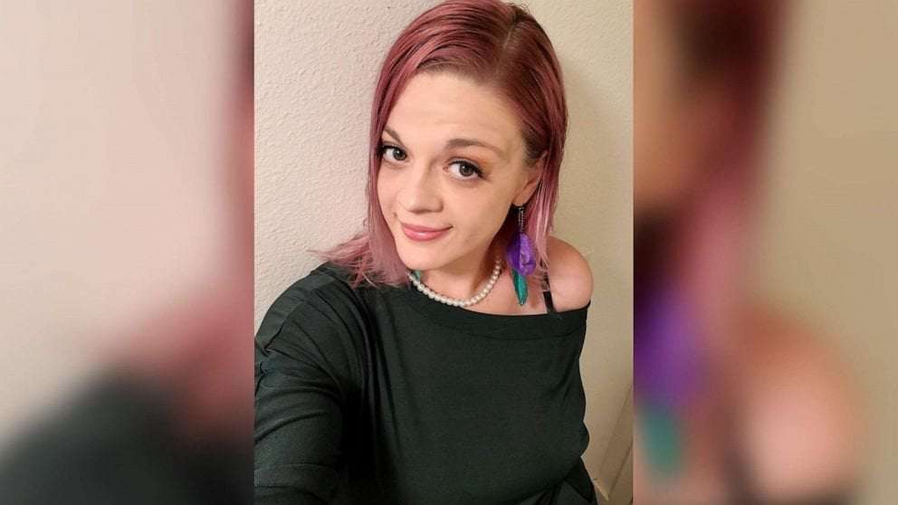 image for Idaho woman shares 19-day miscarriage on TikTok, says state's abortion laws prevented her from getting care