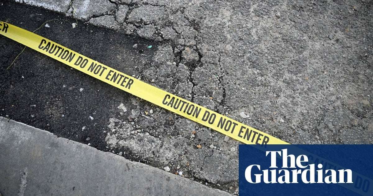 image for US man cleaning out late grandmother’s apartment shot dead by police