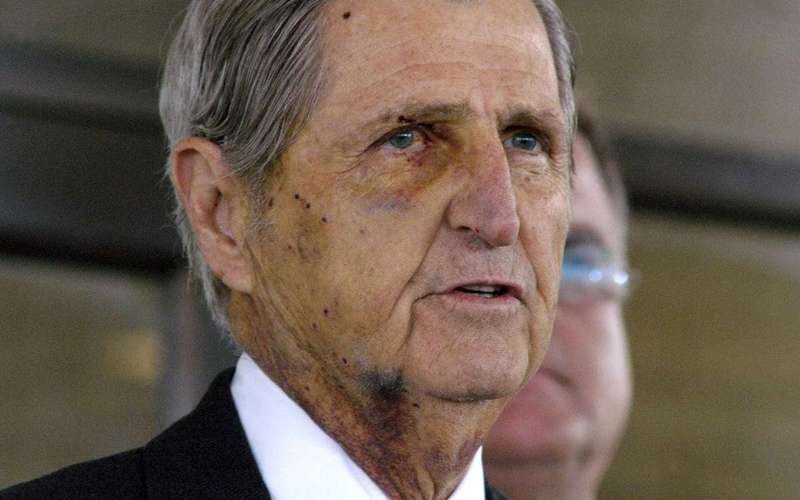 image for Texas attorney shot by Cheney during 2006 hunting trip dies
