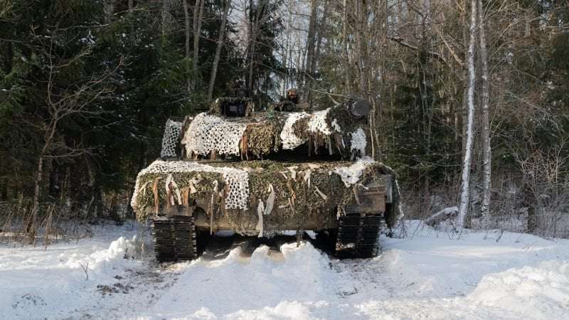 image for NATO forces put tanks through their paces, as Ukraine pins its hopes on Western-supplied armor