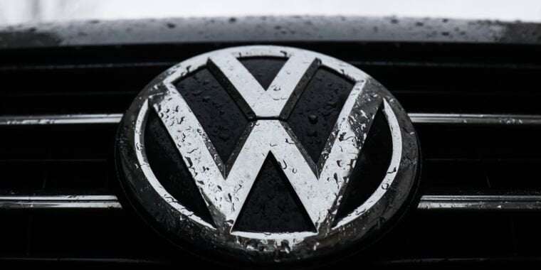 image for VW wouldn’t help locate car with abducted child because GPS subscription expired
