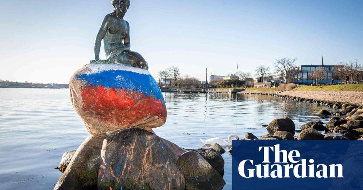 image for Little Mermaid in Denmark vandalised with colours of Russian flag