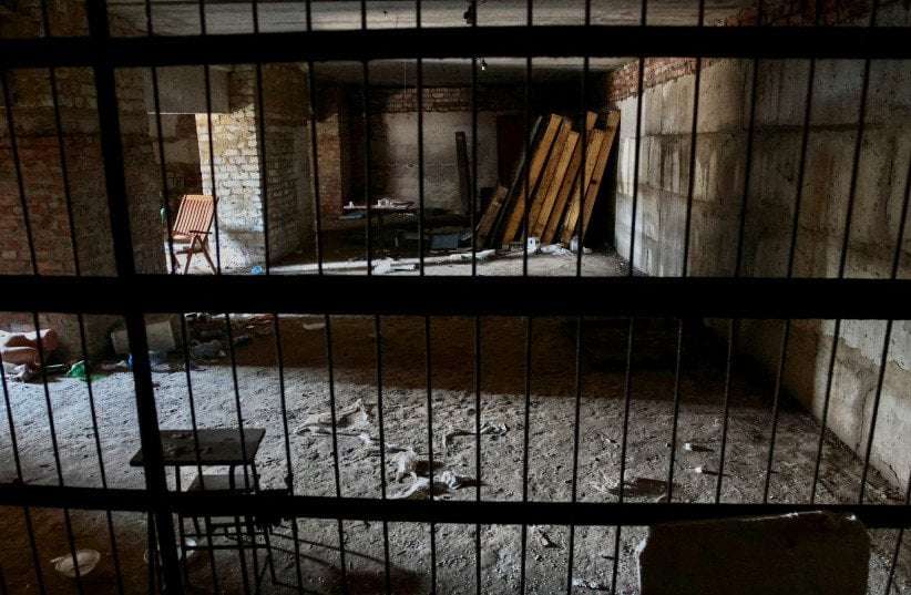 image for Russia financed torture chambers in Ukraine's Kherson - war crimes probe