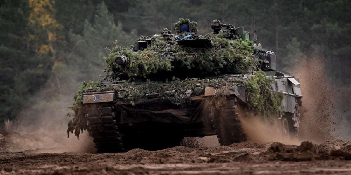 image for The German company that makes Leopard and Panther tanks wants to build a factory in Ukraine, report says